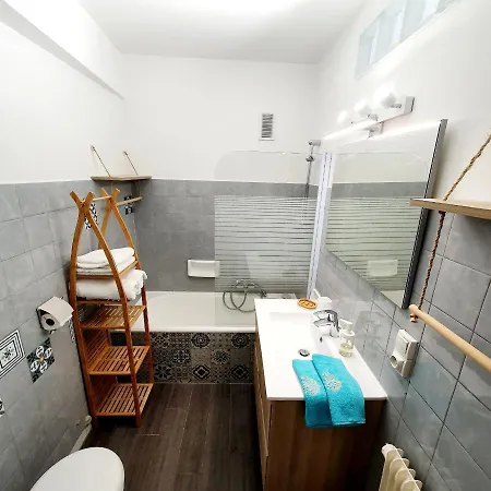 S 2p As - Le Marie Antoinette Cannes