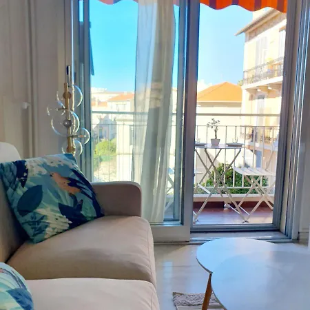 S 2p As - Le Marie Antoinette Cannes
