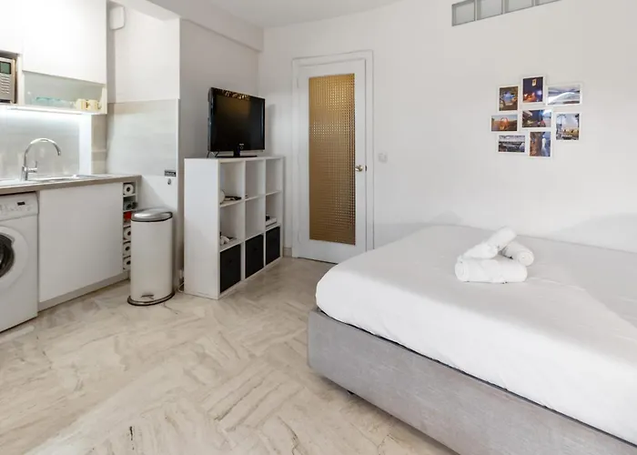 S 2p As - Le Marie Antoinette Apartman