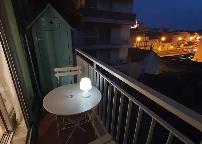 S 2p As - Le Marie Antoinette * Cannes