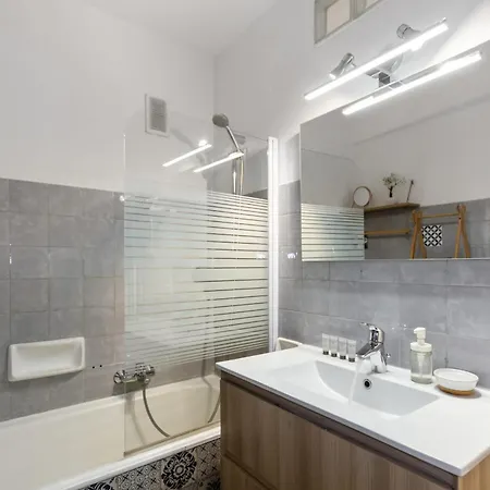 S 2p As - Le Marie Antoinette Cannes